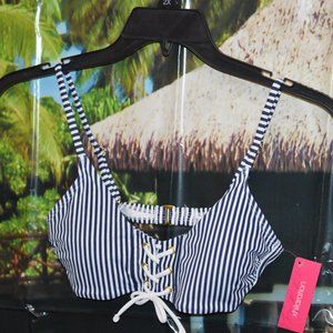 Medium 2pc. New swimsuit